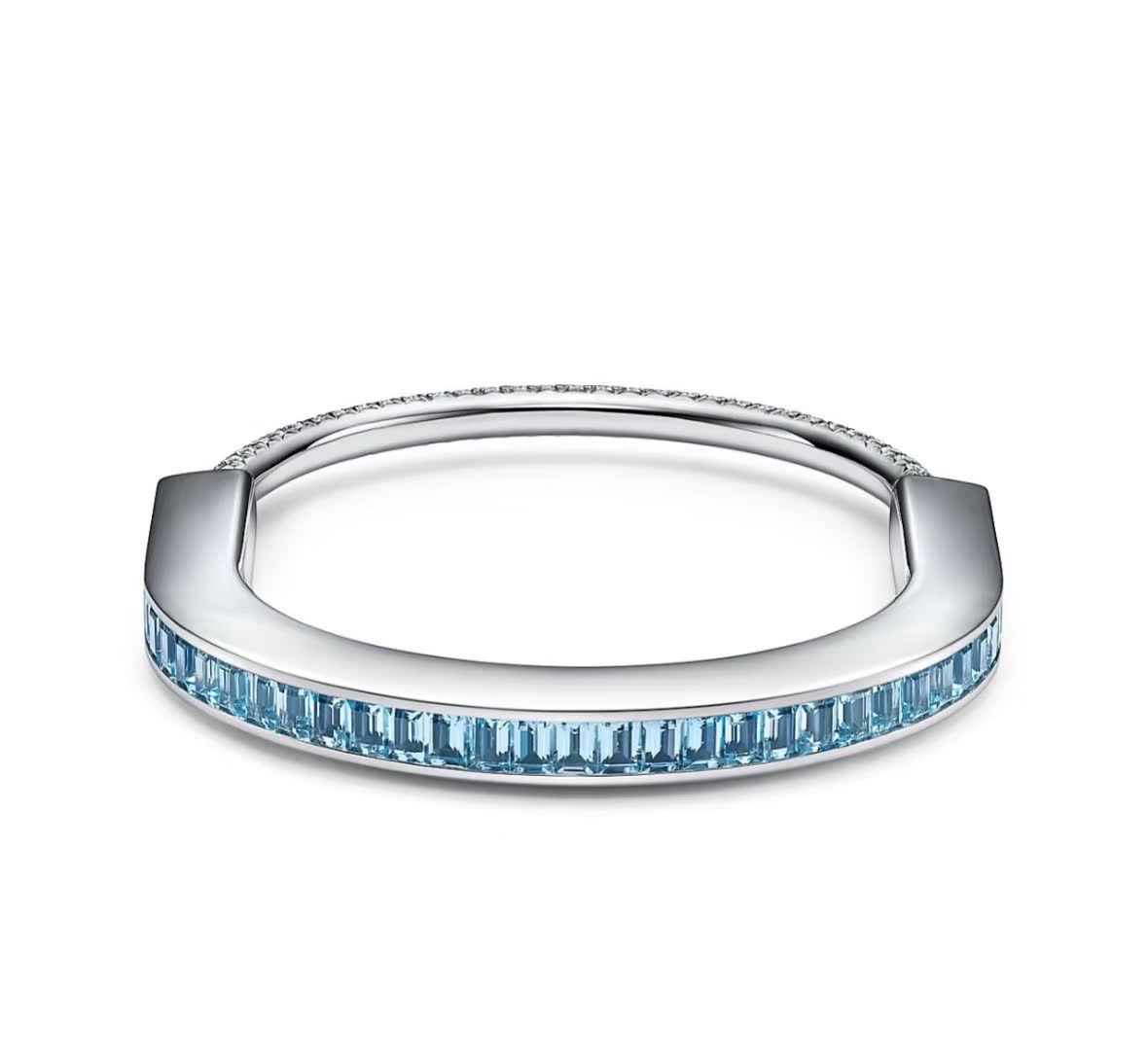 Tiffany & Co Elegant Blue Gemstone Bangle Bracelet Tiffany & Co Elegant Blue Gemstone Bangle Bracelet